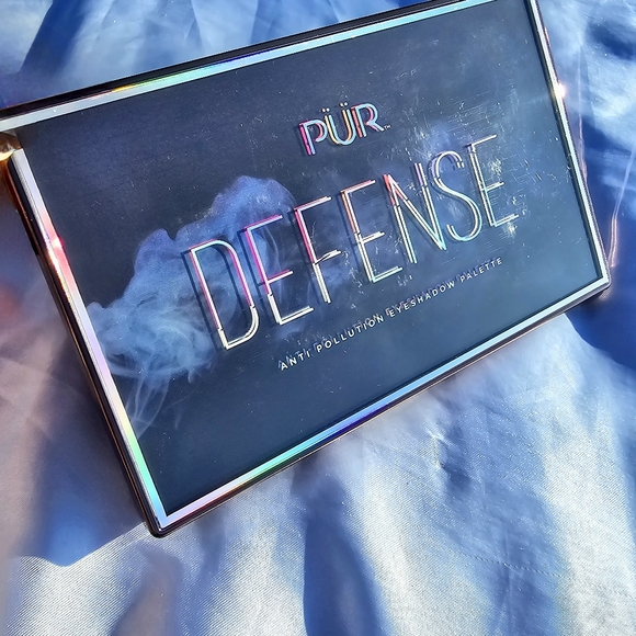🟠 ☆ NWT ☆ PUR Cosmetics "Defense Anti Pollution Eyeshadow Palette - Picture 2 of 9